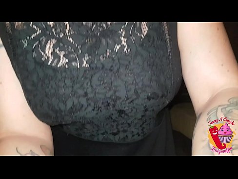 ❤️ Slutty arrebaordea ematen dio mamada bat eta gaztelaniaz ️ Izorratu bideoa gugan ️❤